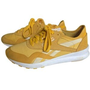 Reebok Mustard and White Women’s Sneakers Sz 7.5